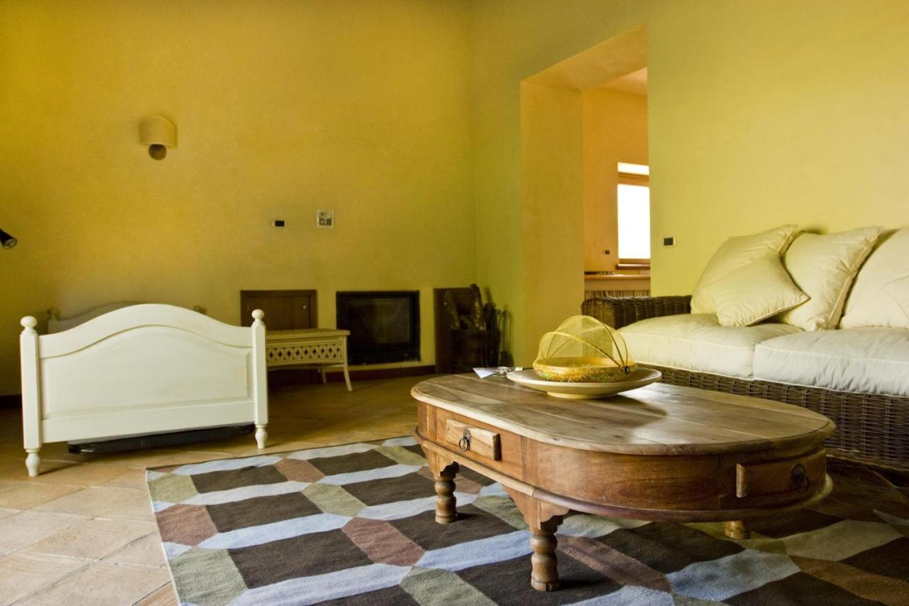 Agriturismo Borgo Serafino Mangone  Exterior foto